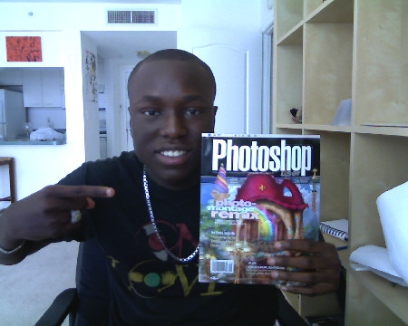 DailyBooth Picture #57 Got my PhotoshopUser Magazine today!!